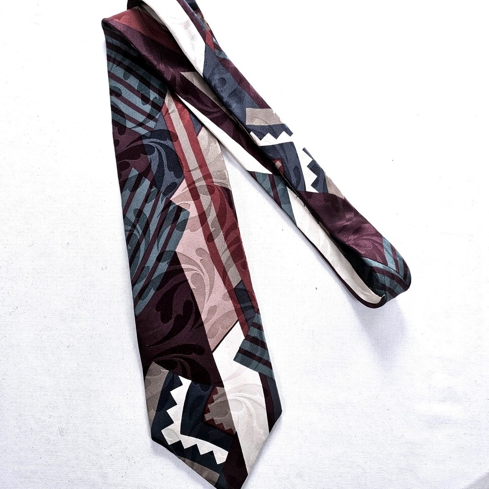 Oscar de la Renta Couture Collection Silk Tie Abstract Geometric Paisley Tie